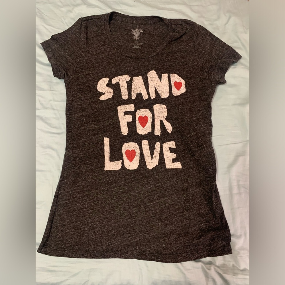Juniors Gray Beverly Hills Blues “Stand for Love” T-Shirt (Size XL)